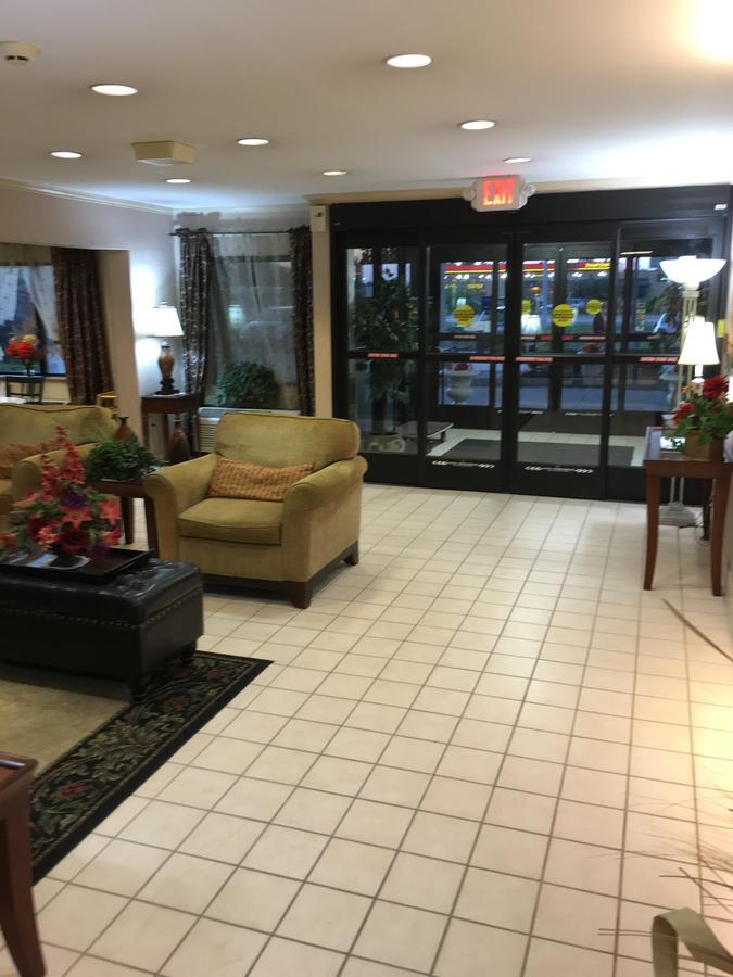Baymont By Wyndham Paducah Hotel Buitenkant foto